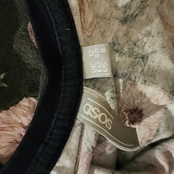 Asos Black Floral Short Sleeve Top Size 8 Stretch - Picture 3 of 4